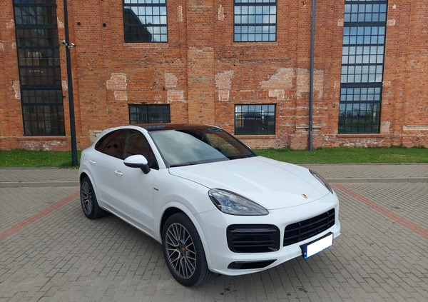 Porsche Cayenne cena 319000 przebieg: 34213, rok produkcji 2020 z Warszawa małe 154